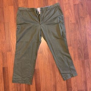 St. John's Bay Men's Khaki Olive Green Chinos Pants 42 Waist 42x30